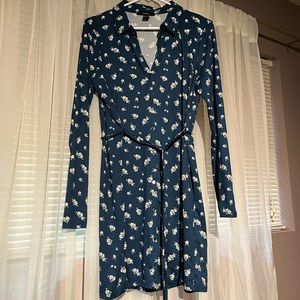 Forever 21 long-sleeved button down dress with tie